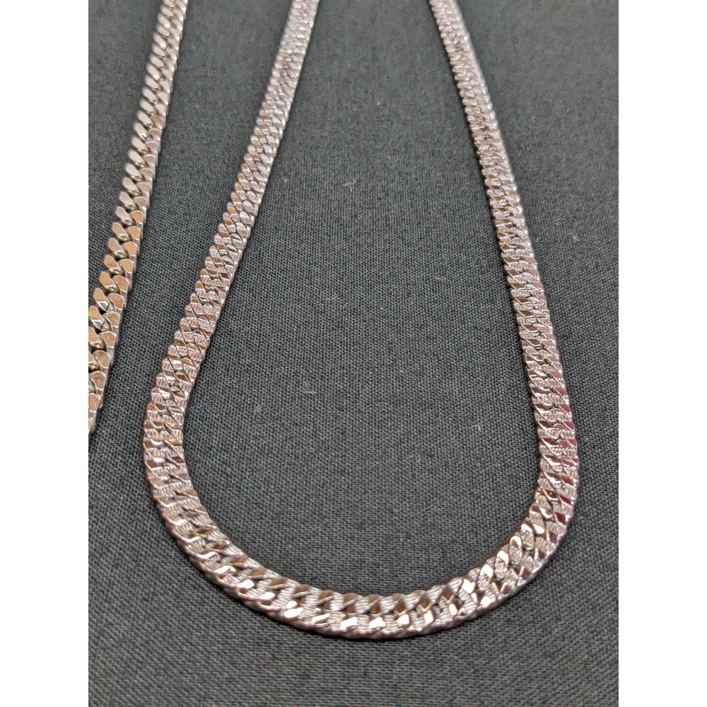 Vintage Silver Tone Curb Chain Necklaces Spring Ring CLEAN ~18" Lot of 2 - Picture 3 of 7